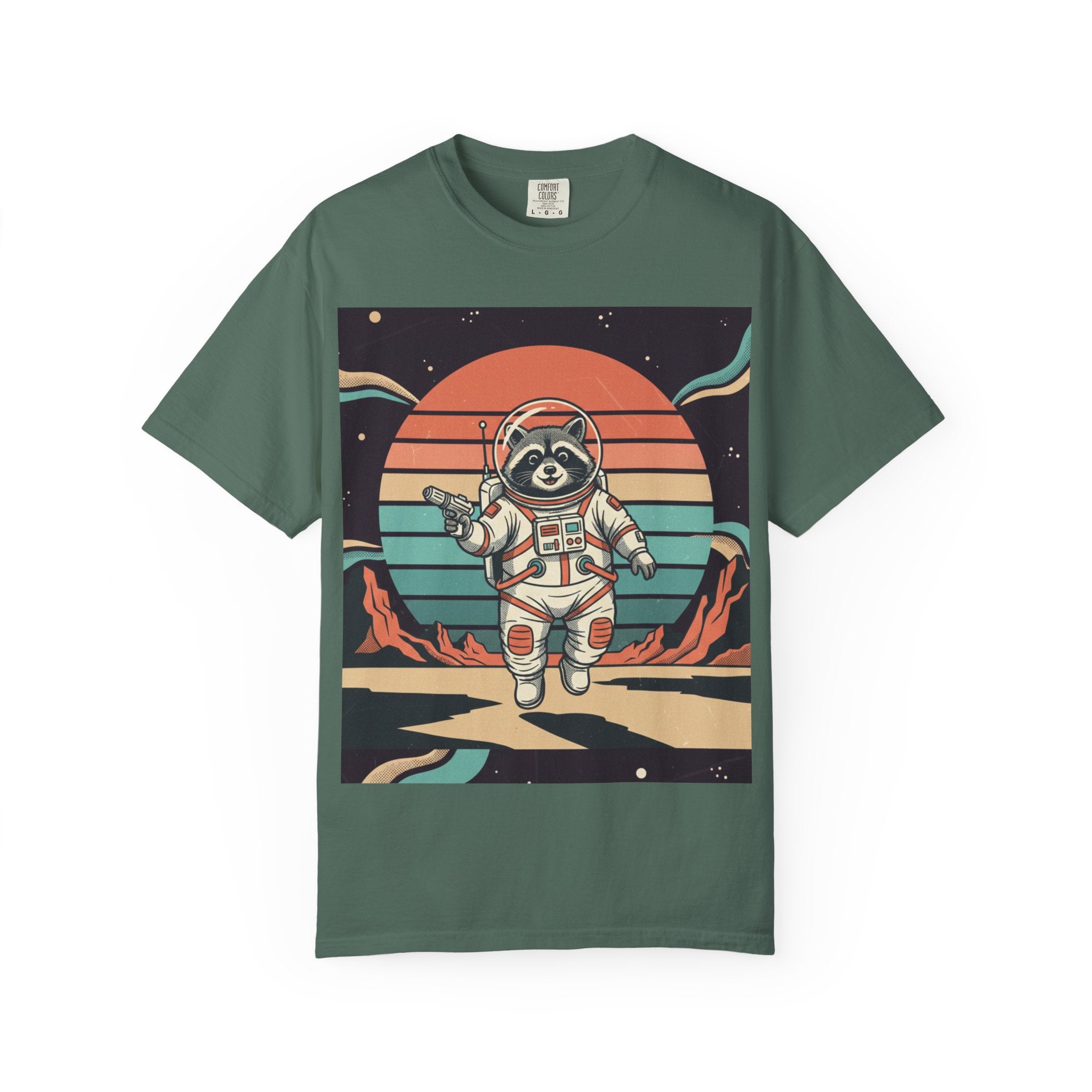 1970s Retro Raccoon Astronaut T-Shirt – Vintage Desert Canyon Sci-Fi Graphic Tee